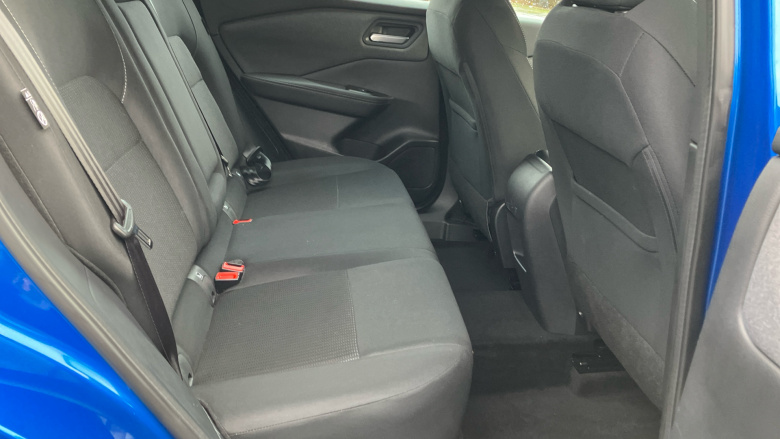 Nissan Qashqai 1.3 DiG-T MH 158 Acenta Premium 5dr Xtronic Petrol Hatchback